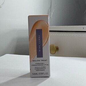 Fenty Beauty Melon Treat Lip Oil, NEW IN BOX